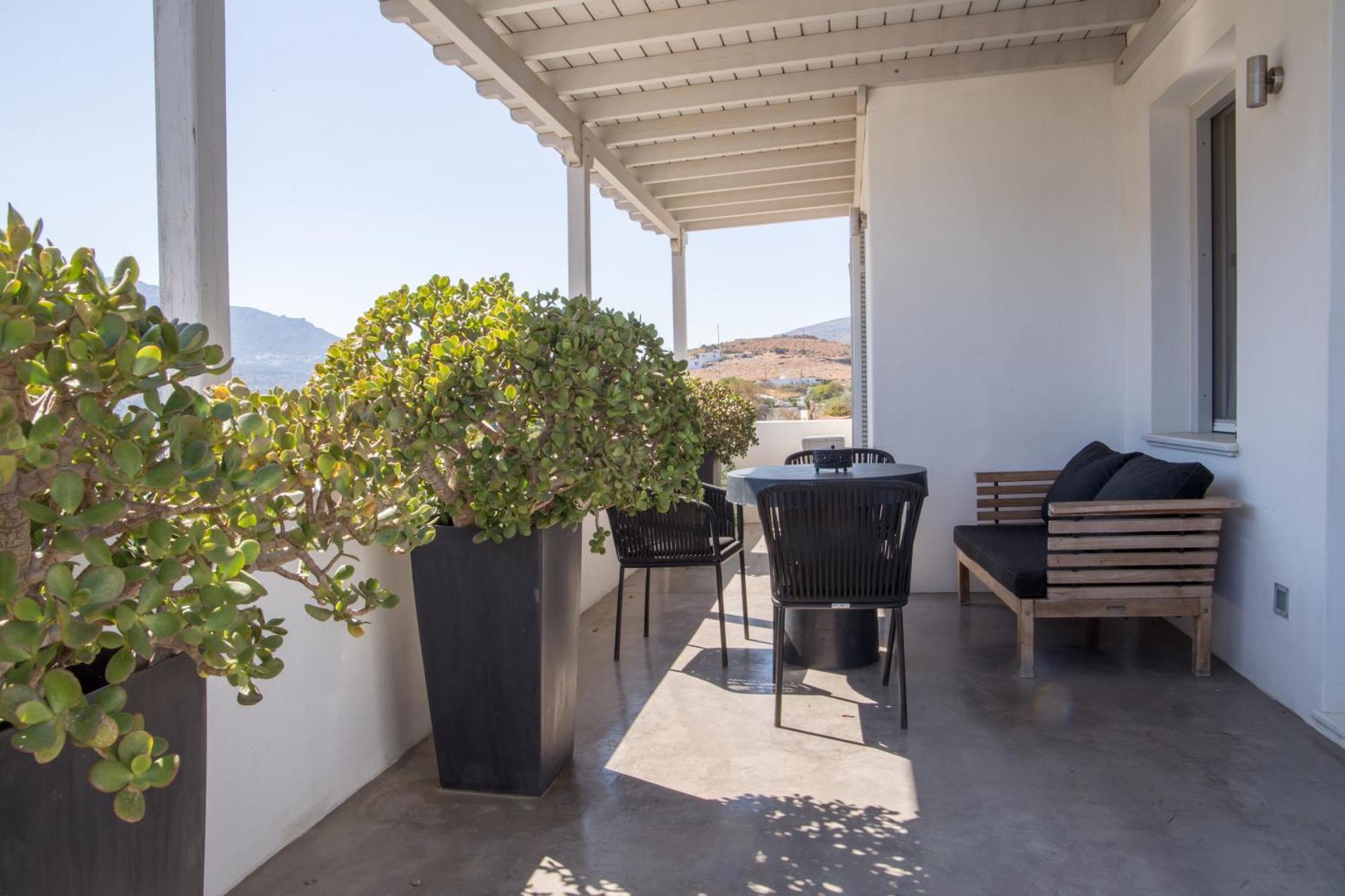 Edem Suites Andros Town Room photo