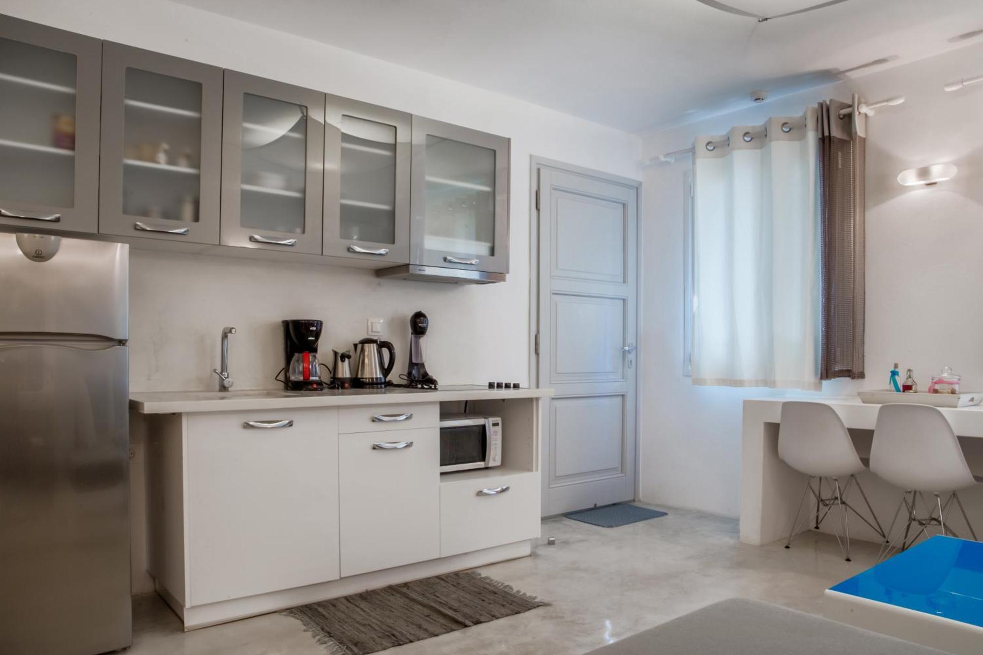 Edem Suites Andros Town Room photo